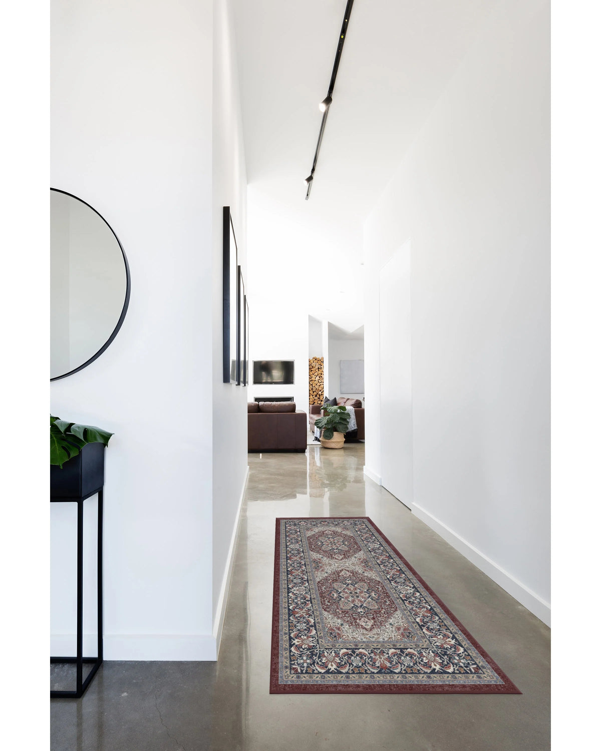 Hendesi Heriz Bordeaux Rug